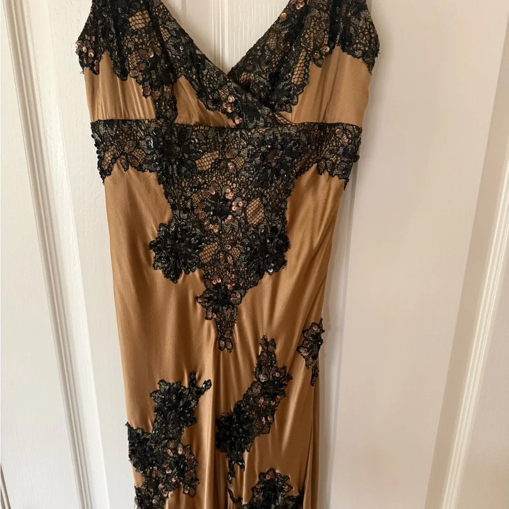 Sue Wong Vintage Silk Gold Satin Maxi with Black Lace Appliqué Detailing - Picture 2 of 6
